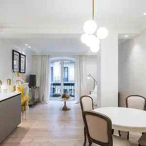Appartement Brand New I Beachfront I 3 Min Old Town Anvers, Saint-Sébastien